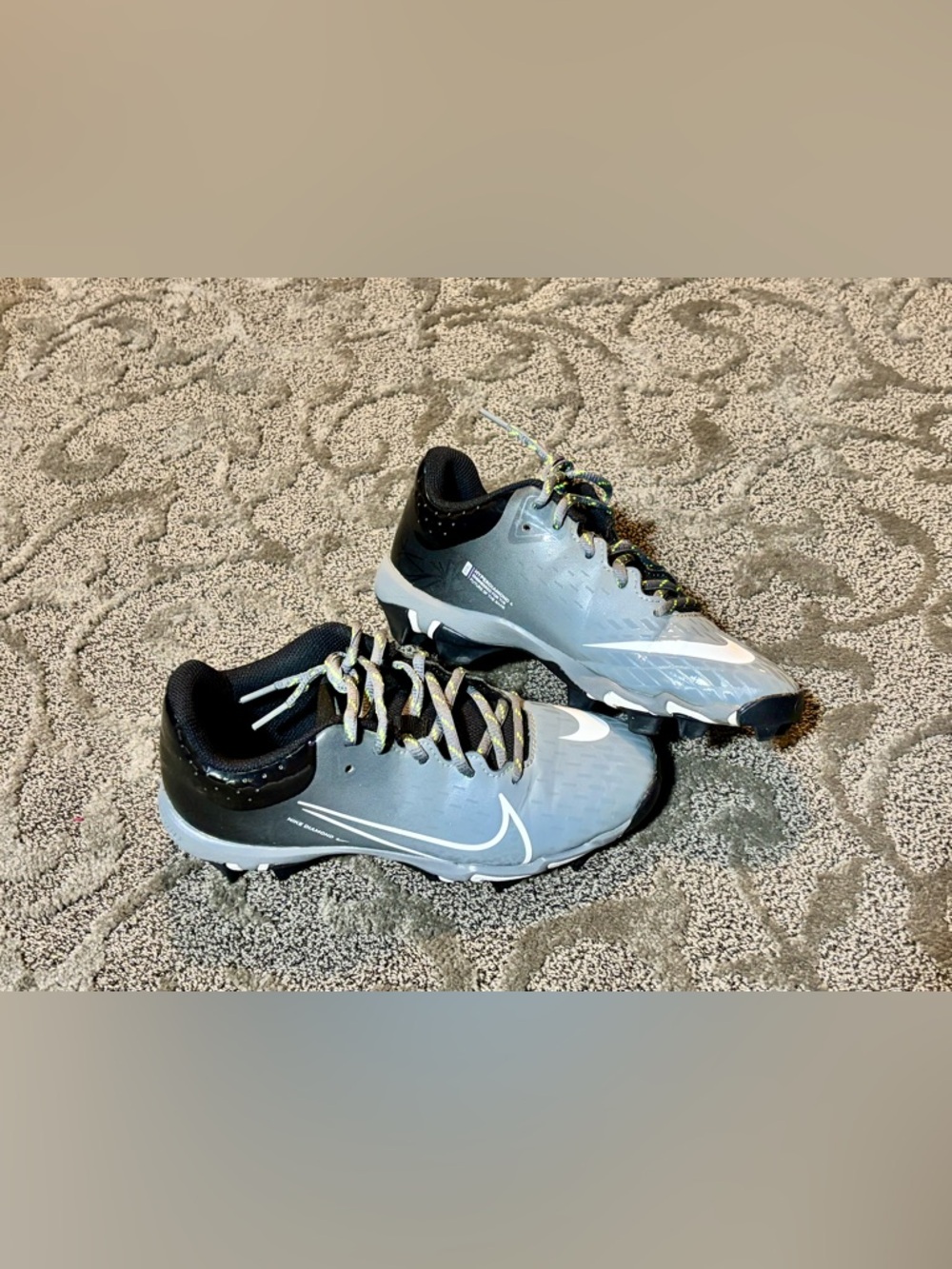 Nike Gray and White HyperDiamond 4 Baseball / Softball Cleats
